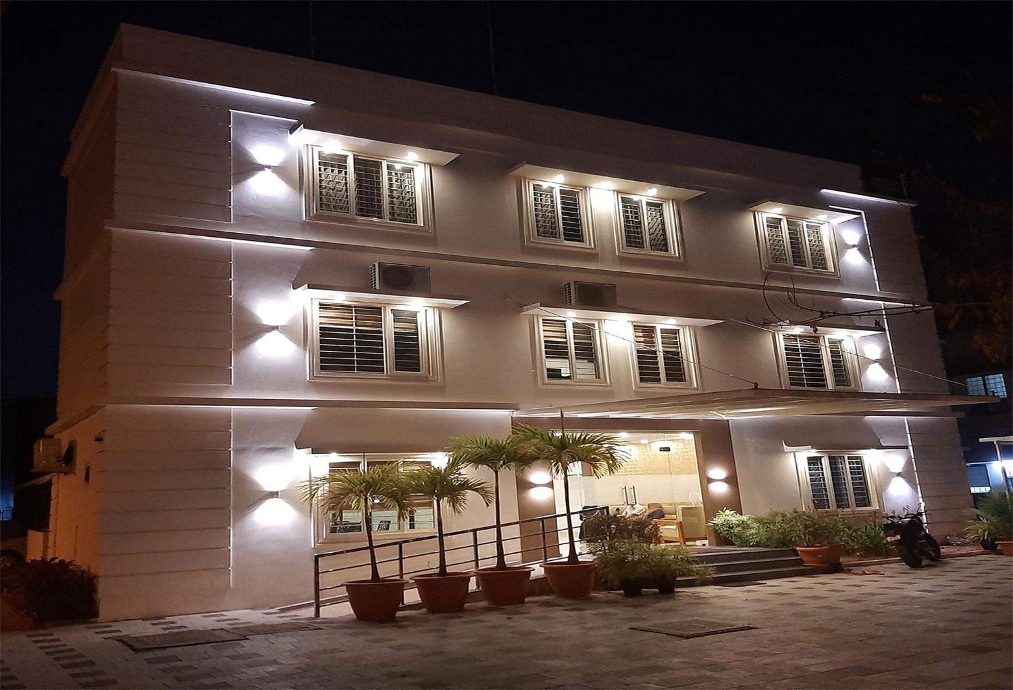 Phoenix Holidays Kochi المظهر الخارجي الصورة