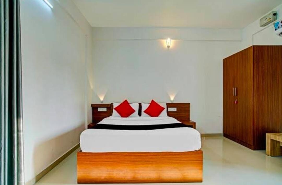 Phoenix Holidays Kochi المظهر الخارجي الصورة