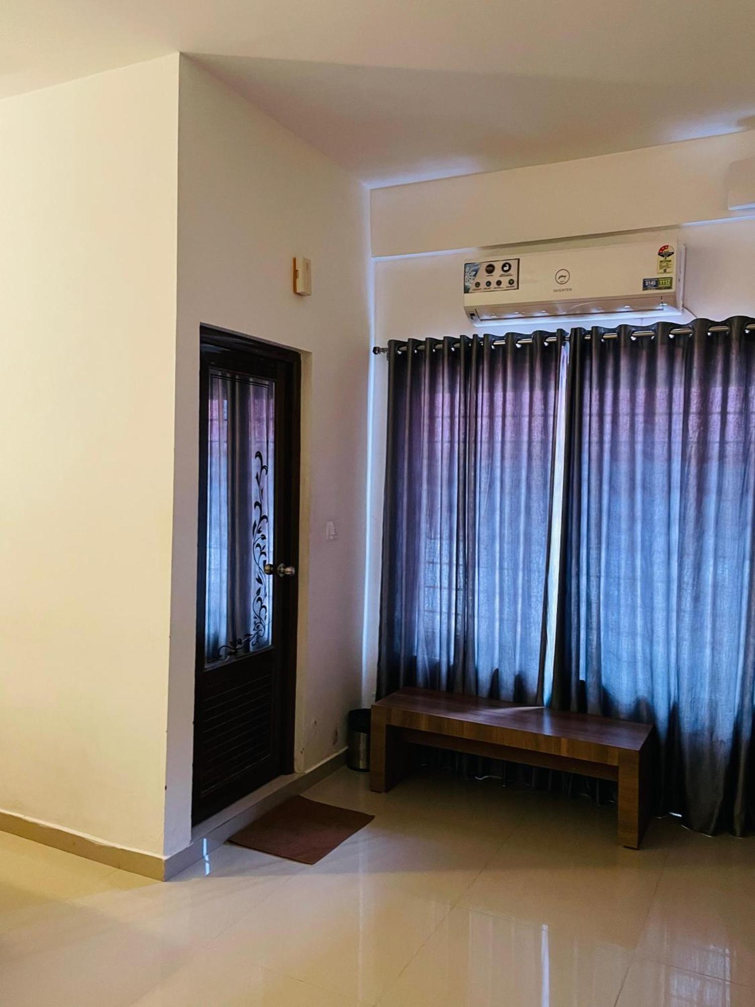 Phoenix Holidays Kochi المظهر الخارجي الصورة