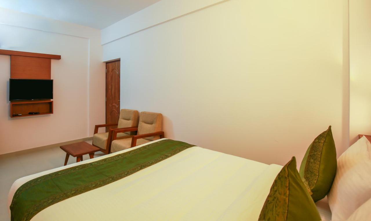 Phoenix Holidays Kochi المظهر الخارجي الصورة