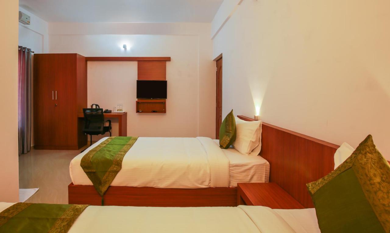 Phoenix Holidays Kochi المظهر الخارجي الصورة